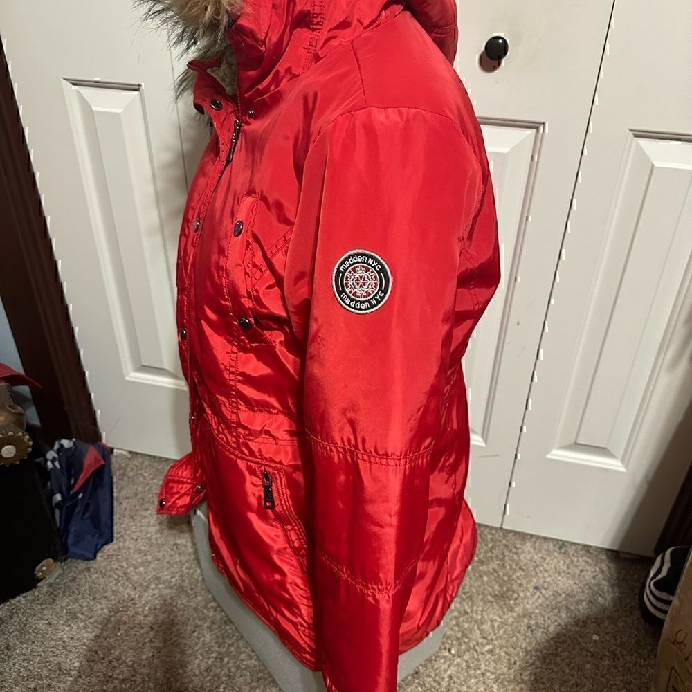 Madden NYC Red Womens Medium Hooded Puffer Parka - Picture 2 of 5